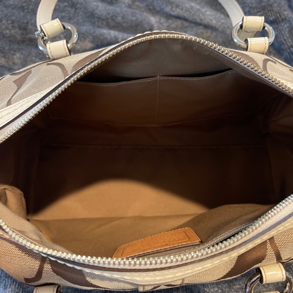 Coach Handbag - Picture 8 of 8